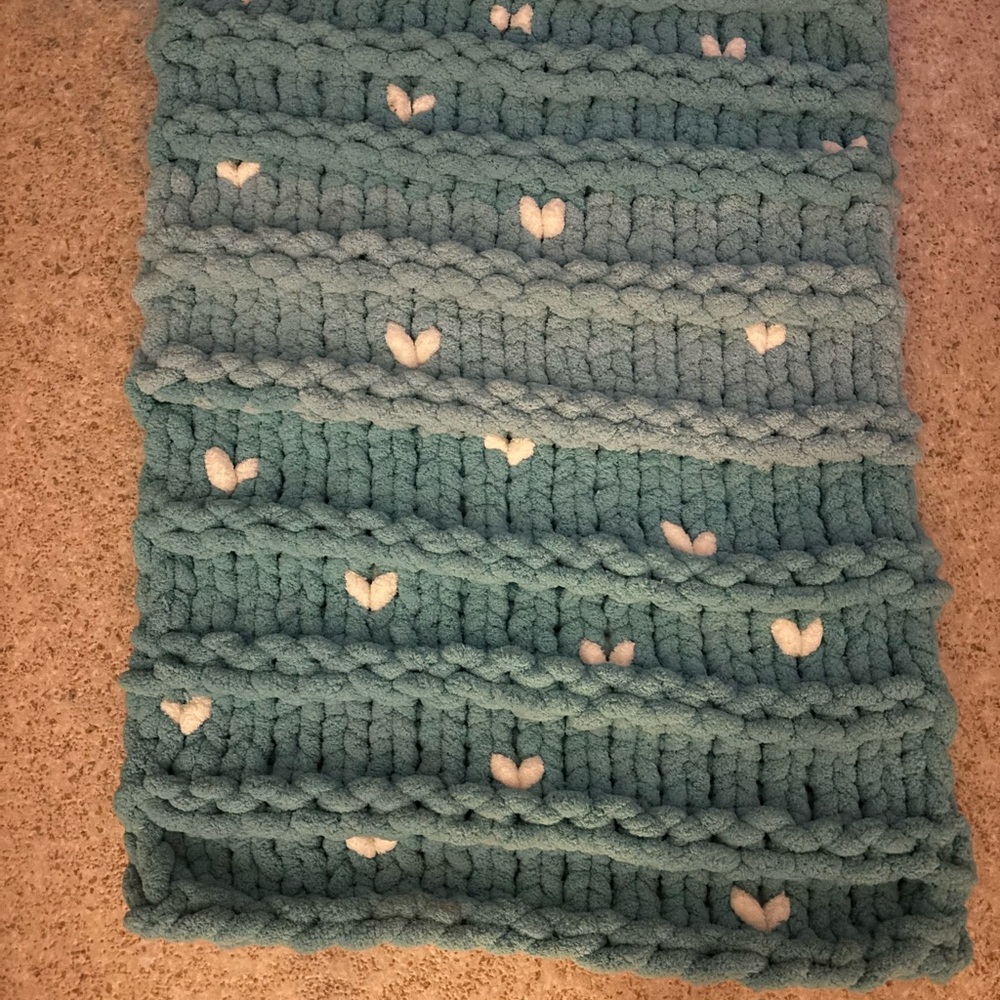 Chunky Knit Blue Blanket with White Hearts
